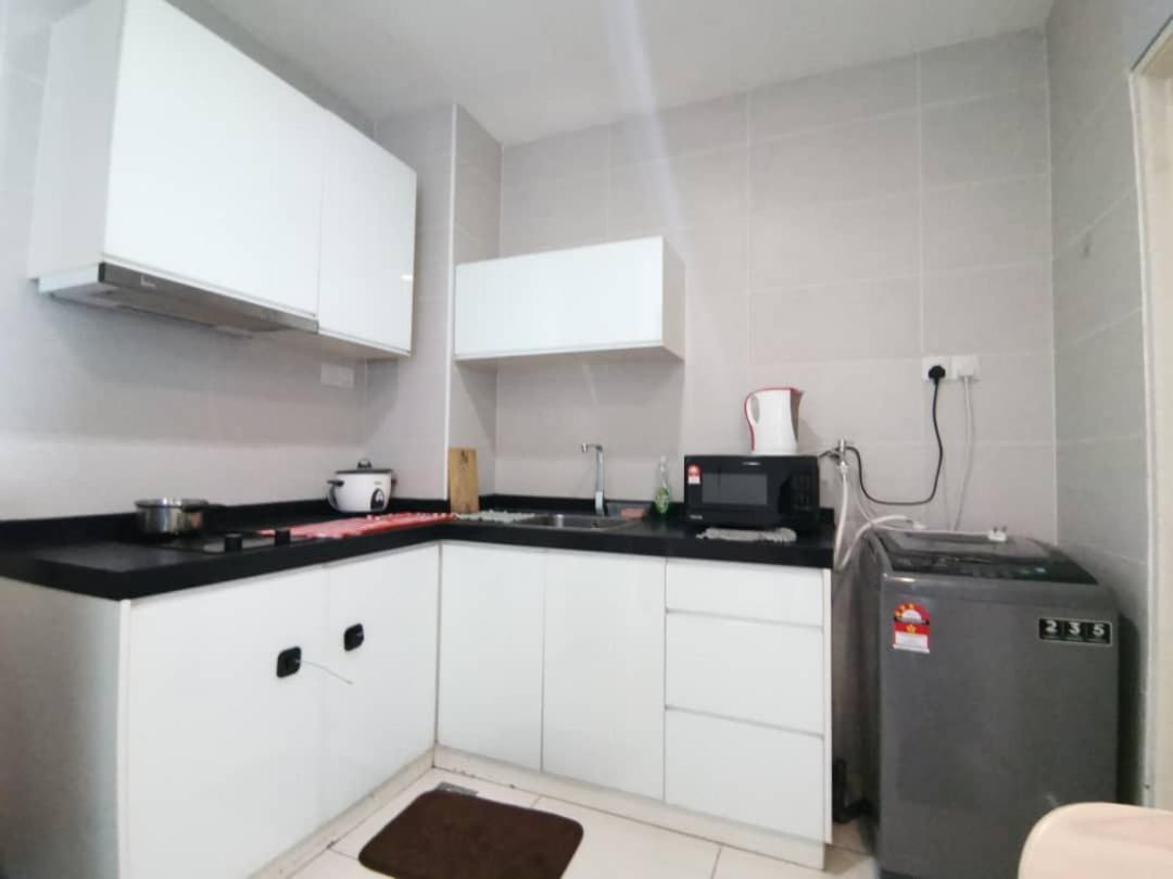 Homestay Kuala Lumpur ; Terminal Tbs ; Bukit Jalil Kültér fotó