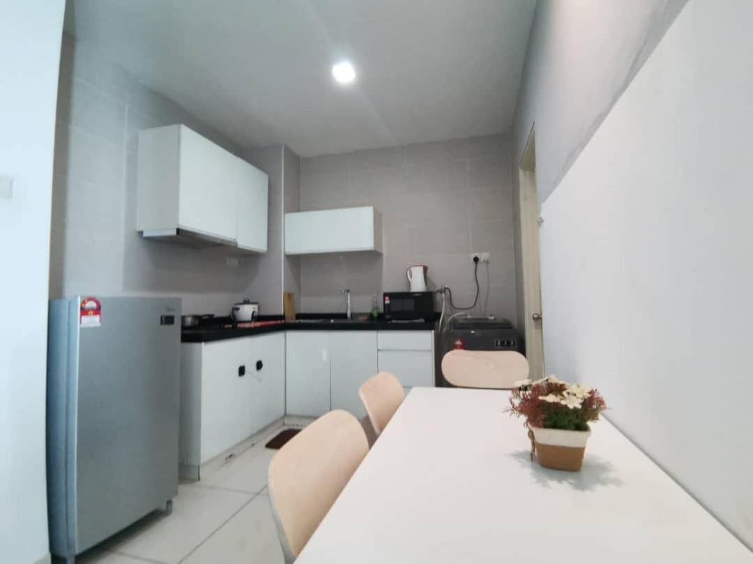 Homestay Kuala Lumpur ; Terminal Tbs ; Bukit Jalil Kültér fotó